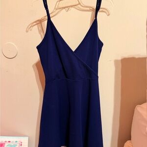 Elegant Navy Blue Sleeveless Dress